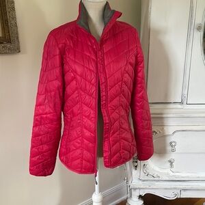 Tek Gear Red Puffer Jacket Lightweight Chevron Design